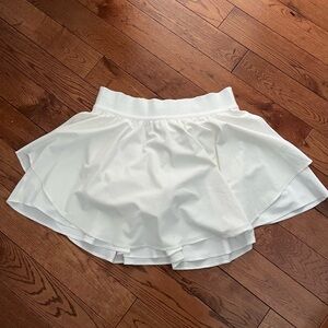 Lululemon white tennis skirt